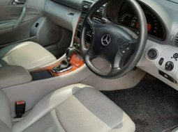 Mercedes-Benz C-Class 2002 Banten dijual dengan harga termurah 3