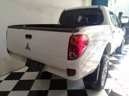 Jual Mitsubishi Triton HD-X 2011 harga murah di Jawa Timur 2
