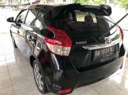 Mobil Toyota Yaris 2015 G terbaik di Riau 3