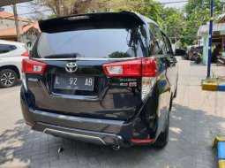 Jual cepat Toyota Kijang Innova V 2019 di Jawa Timur 1