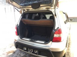 Mobil Nissan Grand Livina 2009 X-Gear dijual, Kalimantan Selatan 6