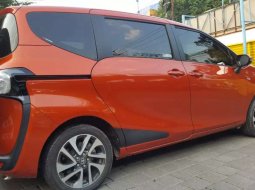 Jawa Tengah, jual mobil Toyota Sienta V 2016 dengan harga terjangkau 9