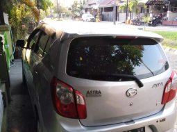 Mobil Daihatsu Ayla 2017 X dijual, Jawa Timur 4