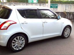 Mobil Suzuki Swift 2013 GX dijual, DKI Jakarta 2