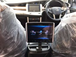 Jual Toyota Kijang Innova V 2019 harga murah di DKI Jakarta 2