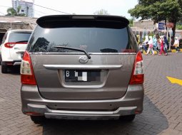 Jual mobil bekas Toyota Kijang Innova 2.4 E Diesel Manual 2012 di DKI Jakarta 3