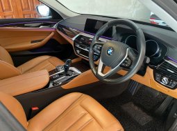 2018 BMW 520i G30 Luxury Line 6