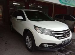 Bali, Honda CR-V 2.0 2013 kondisi terawat 6