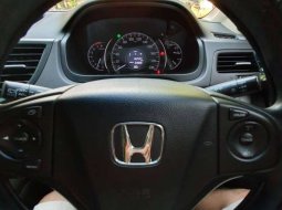 Mobil Honda CR-V 2013 2 terbaik di Jawa Barat 6