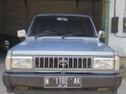 Mobil Toyota Kijang 1996 SSX terbaik di Jawa Timur 5