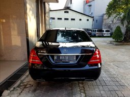 Mobil Mercedes-Benz S-Class S 300 L 2011 dijual, DKI Jakarta 4