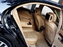 Mobil Mercedes-Benz S-Class S 300 L 2011 dijual, DKI Jakarta 7