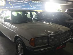 Jual mobil Mercedes-Benz E-Class 280 E 1985 murah di DKI Jakarta 3