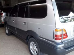 Dijual mobil bekas Toyota Kijang Krista, Jawa Tengah  7