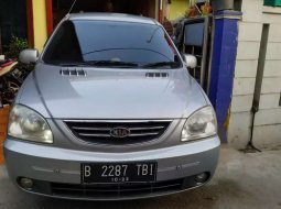 Jual mobil bekas murah Kia Carens 2004 di Jawa Barat 10