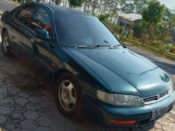 Jawa Timur, jual mobil Honda Accord 1996 dengan harga terjangkau 3