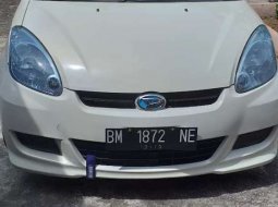 Mobil Daihatsu Sirion 2008 terbaik di Sumatra Barat 9