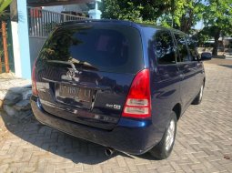 Mobil Toyota Kijang Innova 2006 2.0 G terbaik di Jawa Timur 4