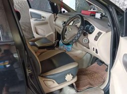 Jual mobil bekas murah Toyota Kijang Innova 2.0 G 2005 di Jawa Barat 5