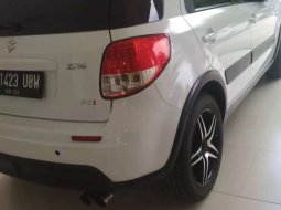 Kalimantan Selatan, Suzuki SX4 X-Over 2012 kondisi terawat 3