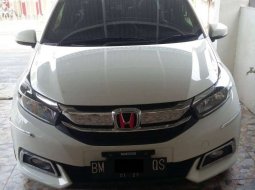 Jual cepat Honda Mobilio S 2018 di Riau 4