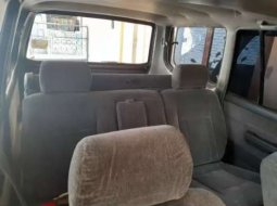 Jual Toyota Kijang LGX 1999 harga murah di Jawa Barat 4