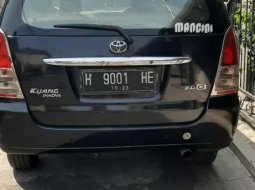 Jual Toyota Kijang Innova 2.0 G 2005 harga murah di Jawa Tengah 2