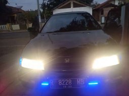 Mobil Honda Accord 1995 dijual, Jawa Tengah 2