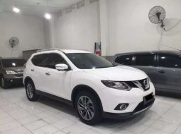 Jual mobil bekas murah Nissan X-Trail 2.5 2015 di Jawa Timur 1