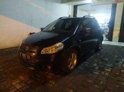 Suzuki SX4 2009 Jawa Barat dijual dengan harga termurah 1