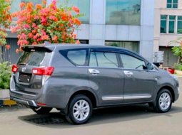 Toyota Kijang Innova 2.4 V 2018 terbaik di Jawa Barat 5