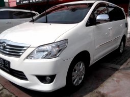 Jual cepat Toyota Kijang Innova 2.5 G 2013 bekas di Sumatra Utara 1