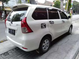 Mobil Daihatsu Xenia 2014 1.3 Manual terbaik di Jawa Timur 3