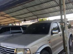 Jawa Timur, jual mobil Ford Everest XLT 2004 dengan harga terjangkau 1