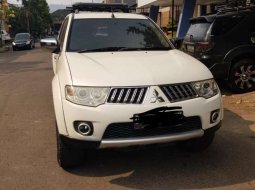 Mobil Mitsubishi Pajero Sport 2010 Exceed dijual, Jawa Barat 5