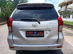 Mobil Daihatsu Xenia 2013 M DELUXE dijual, Kalimantan Barat 5