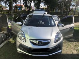 Mobil Honda Brio 2015 Satya E dijual, Papua 4