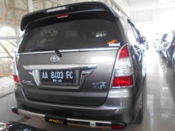 Jual mobil Toyota Kijang Innova 2.0 G 2013 terawat di DIY Yogyakarta 4