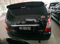 Jual mobil bekas Toyota Kijang Innova 2.0 G 2004 di DI Yogyakarta 4