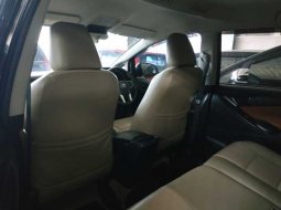 Jual mobil Toyota Kijang Innova 2.4G 2017 terawat di Jawa Tengah 4