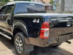 Jual cepat Toyota Hilux G 2014 di Jawa Timur 5