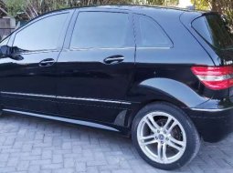 Mercedes-Benz B-CLass 2006 Jawa Timur dijual dengan harga termurah 6