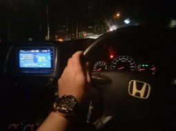 Dijual mobil bekas Honda CR-V 2.0 i-VTEC, Jawa Timur  6