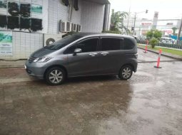 Jual mobil bekas murah Honda Freed S 2009 di Sumatra Utara 7