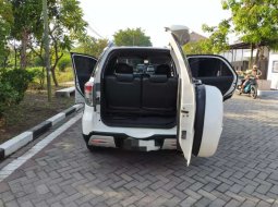 Mobil Daihatsu Terios 2013 TX ADVENTURE dijual, Jawa Timur 18