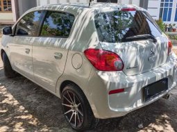 Dijual mobil bekas Mitsubishi Mirage GLX, Jawa Tengah  6