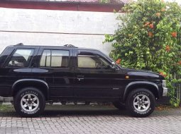 Jual Nissan Terrano Spirit 2002 harga murah di Sumatra Utara 2