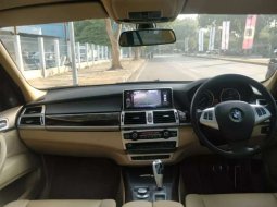 Mobil BMW X5 2010 xDrive30d dijual, DKI Jakarta 12