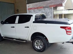 Dijual mobil Mitsubishi Strada Triton HD-X 2015 harga murah di Kalimantan Selatan 5