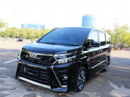 Dijual mobil bekas Toyota Voxy Matic 2018, DKI Jakarta 2